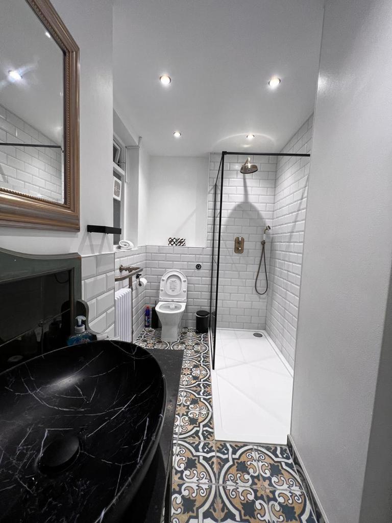 Earl'S Court Luxe Apartment Лондон Екстериор снимка