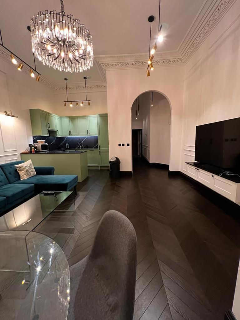 Earl'S Court Luxe Apartment Лондон Екстериор снимка