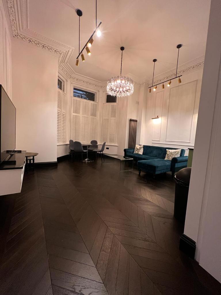 Earl'S Court Luxe Apartment Лондон Екстериор снимка